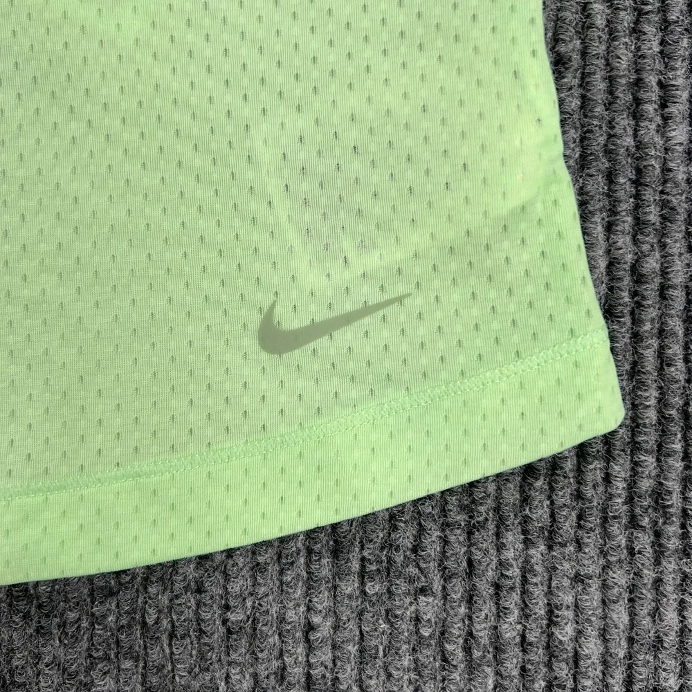 Nike Tank Trop Cropped Womens Large Green Sleeveless Active Workout Training New